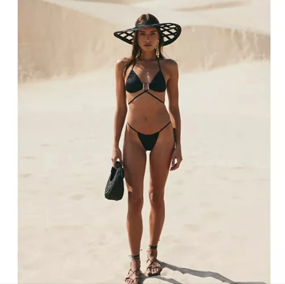 NWT CULT GAIA LIZA BIKINI SET WITH POUCH - Picture 1 of 12